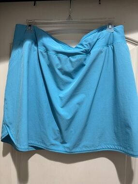 Lands' End Women's Aqua Blue Active Skort
